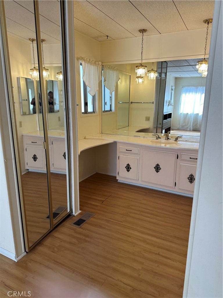 MLS #OC25224798 image #22