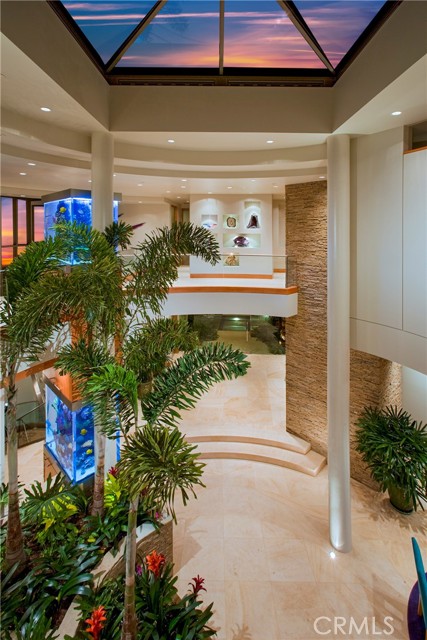 MLS #OC25224809 image #9