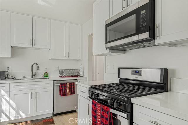 MLS #OC25224812 image #10