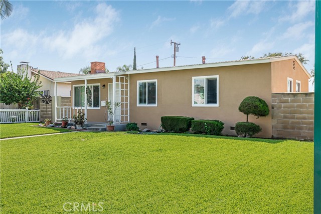 MLS #OC25224812 image #2