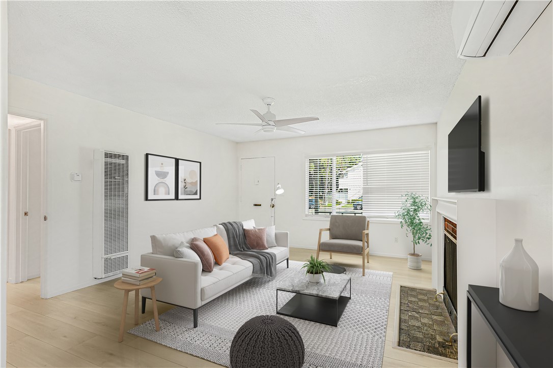 MLS #OC25224812 image #4