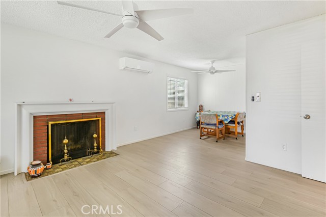 MLS #OC25224812 image #6