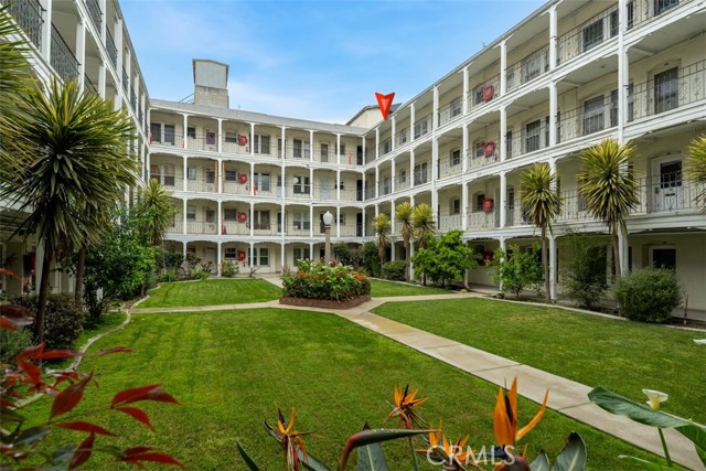 MLS #OC25224830 image #2