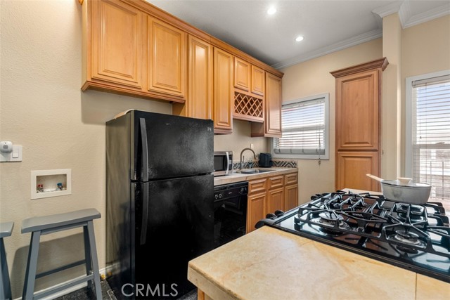 MLS #OC25224830 image #5