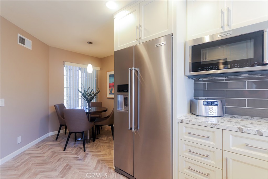 MLS #OC25224898 image #14