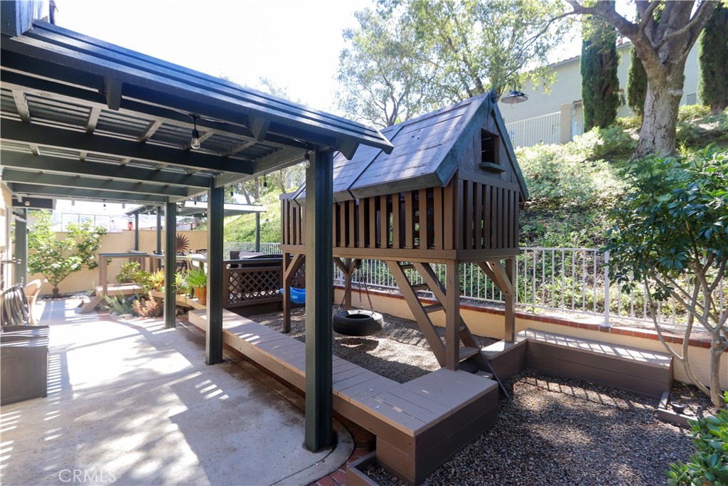 MLS #OC25224898 image #33