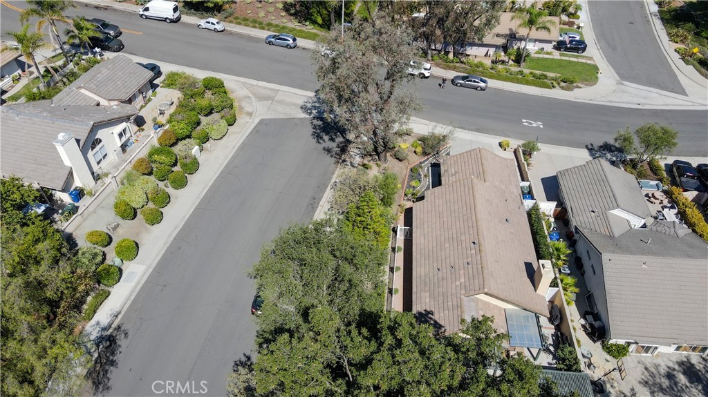 MLS #OC25224898 image #46