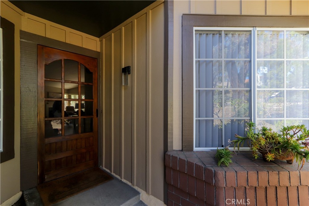 MLS #OC25224898 image #5