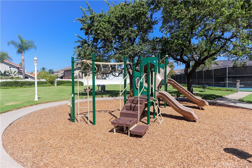 MLS #OC25224898 image #52