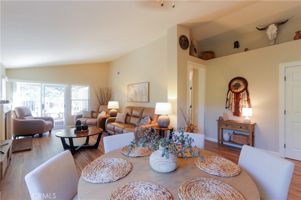 MLS #OC25224898 image #7