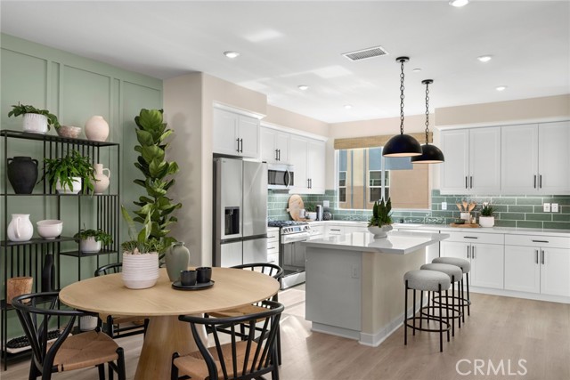 MLS #OC25224910 image #18