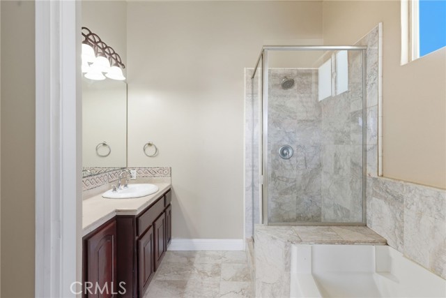 MLS #OC25224918 image #21