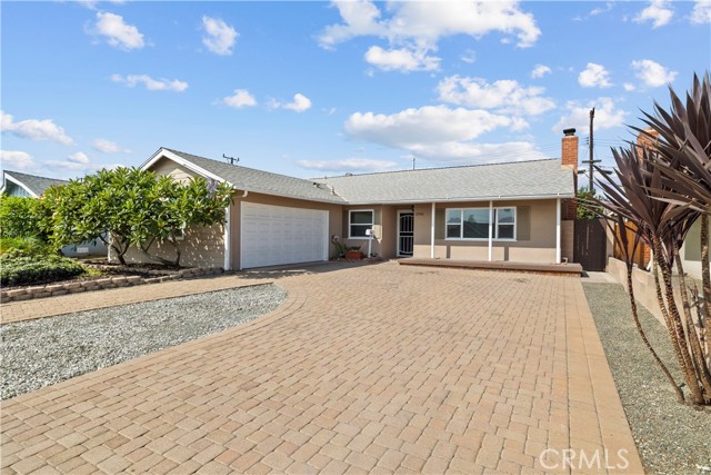 MLS #OC25224922 image #1