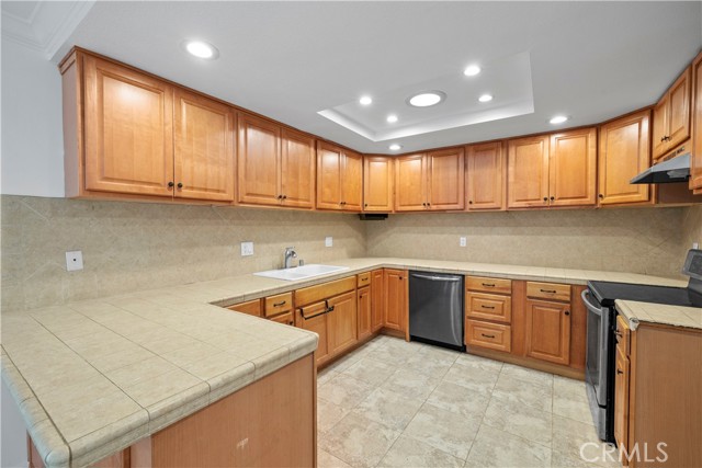 MLS #OC25224922 image #12