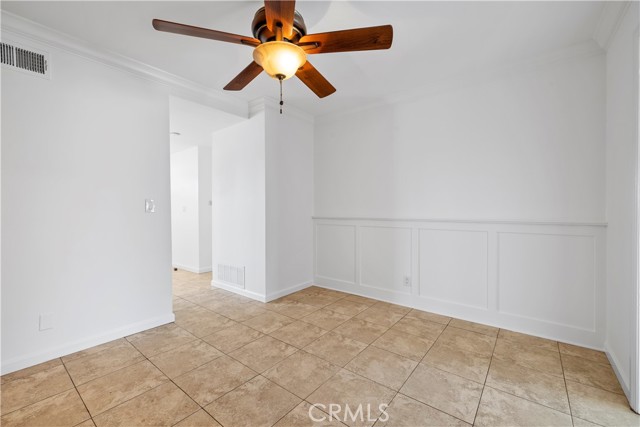 MLS #OC25224922 image #15