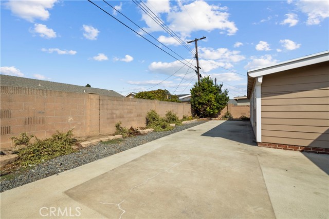 MLS #OC25224922 image #35