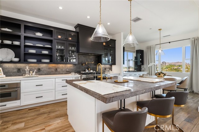 MLS #OC25225035 image #11