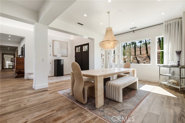 MLS #OC25225035 image #18
