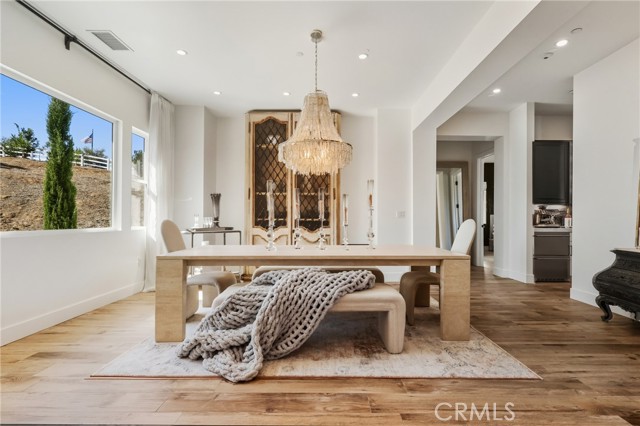 MLS #OC25225035 image #19