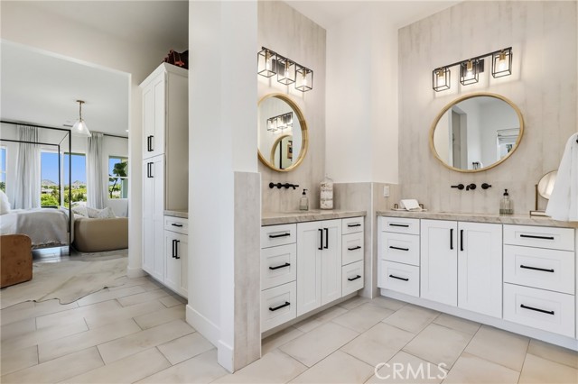 MLS #OC25225035 image #25