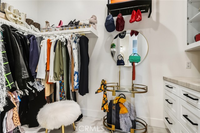 MLS #OC25225035 image #28