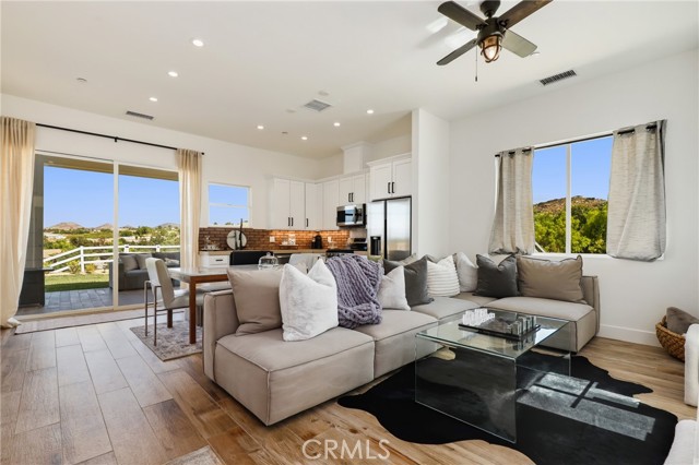 MLS #OC25225035 image #42