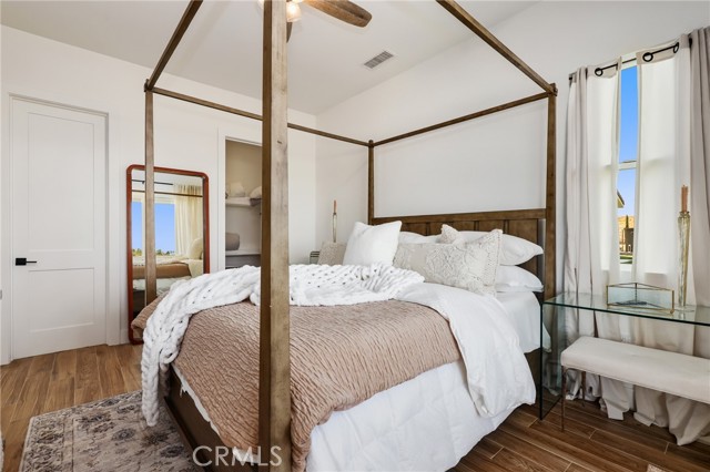MLS #OC25225035 image #48