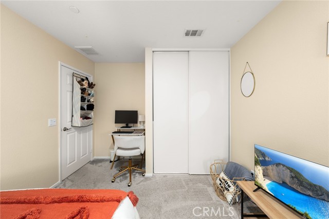 MLS #OC25225045 image #18