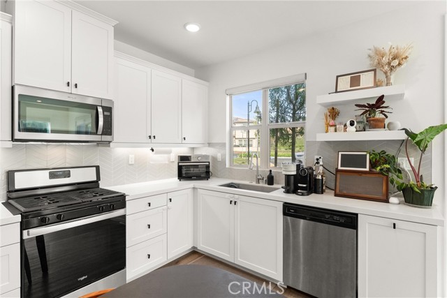 MLS #OC25225058 image #7