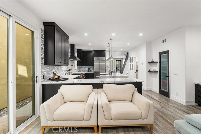 MLS #OC25225070 image #23