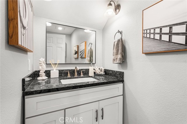 MLS #OC25225070 image #24
