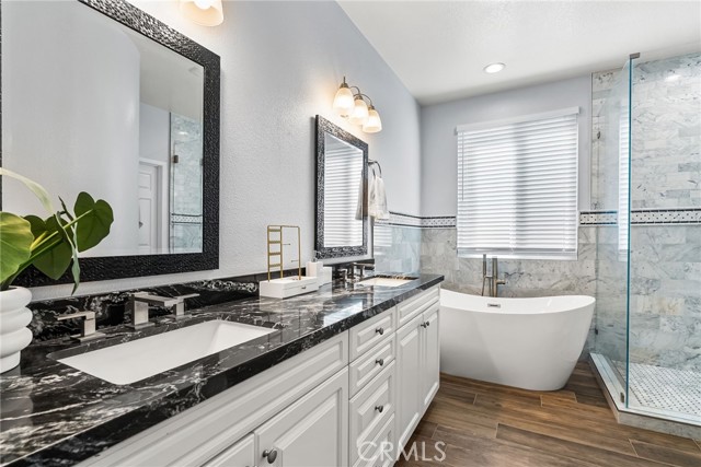 MLS #OC25225070 image #33