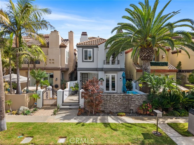 MLS #OC25225070 image #4