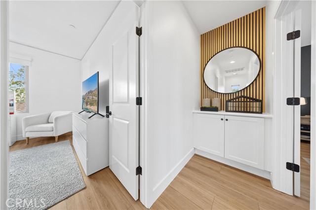 MLS #OC25225088 image #16