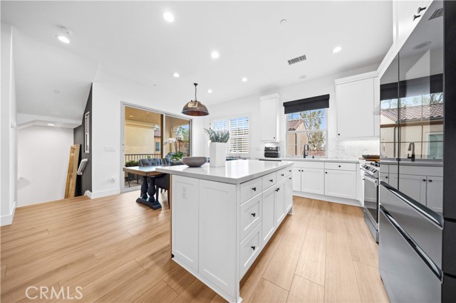 MLS #OC25225088 image #3