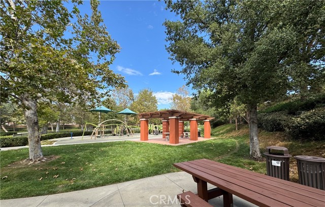 MLS #OC25225088 image #35