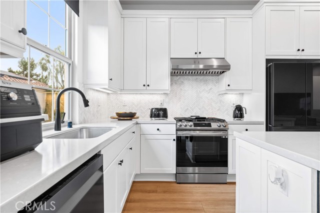 MLS #OC25225088 image #6