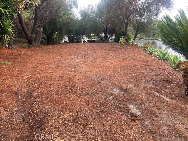 MLS #OC25225119 image #2