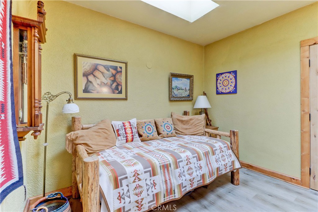 MLS #OC25225128 image #31