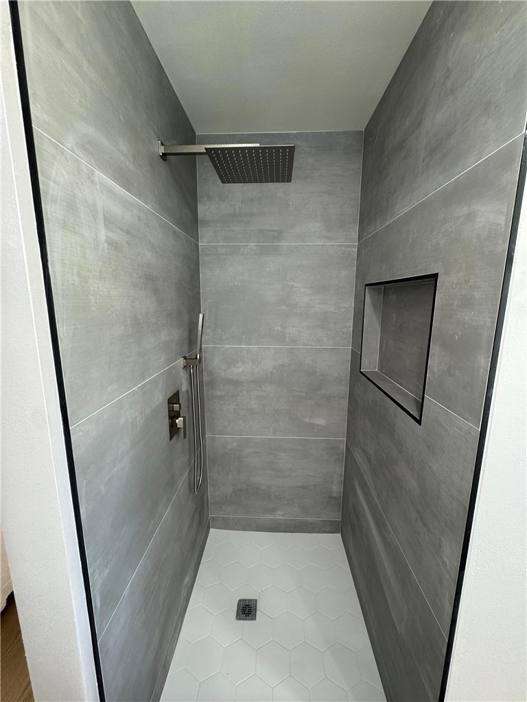 MLS #OC25225133 image #18