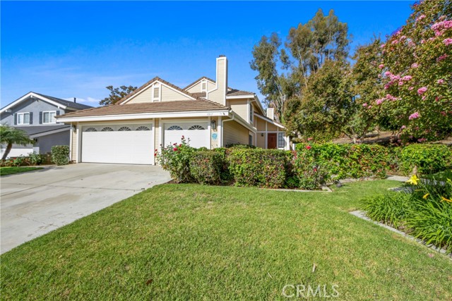 MLS #OC25225192 image #1