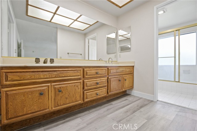 MLS #OC25225192 image #14