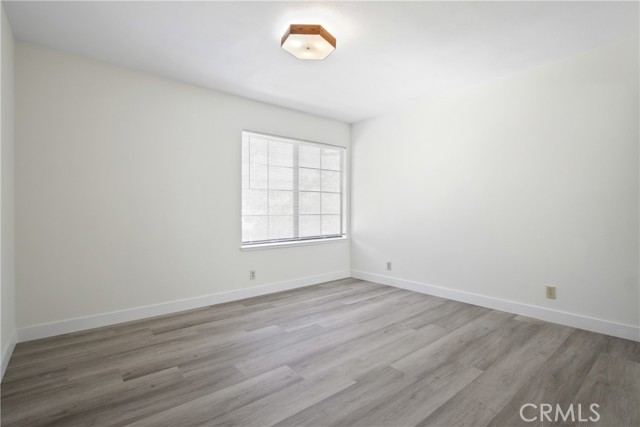 MLS #OC25225192 image #15