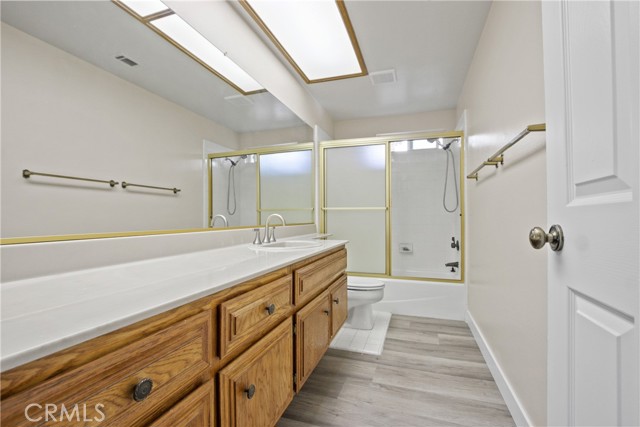 MLS #OC25225192 image #17