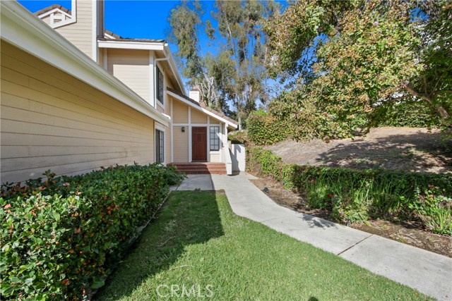 MLS #OC25225192 image #2