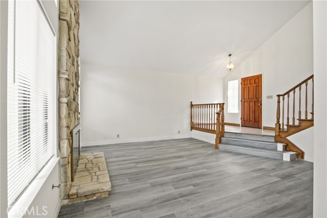 MLS #OC25225192 image #4