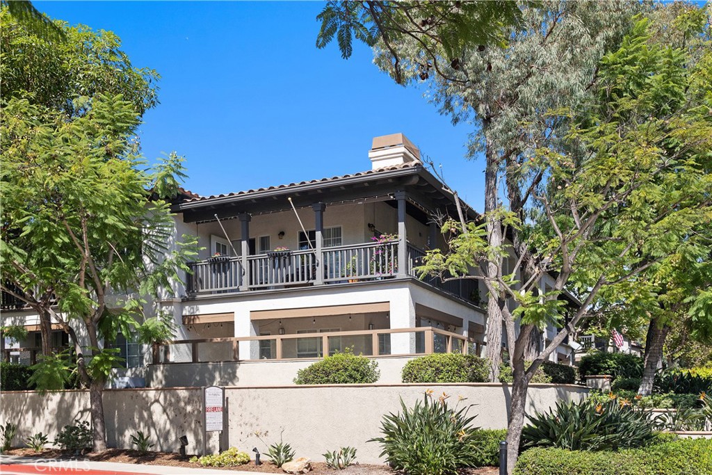 MLS #OC25225242 image #1