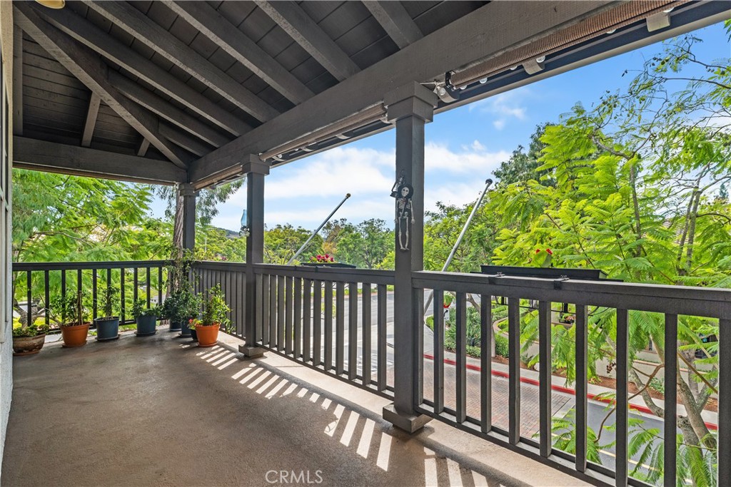 MLS #OC25225242 image #16