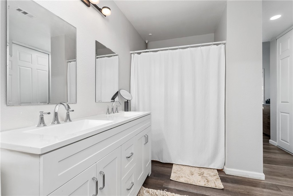 MLS #OC25225242 image #20