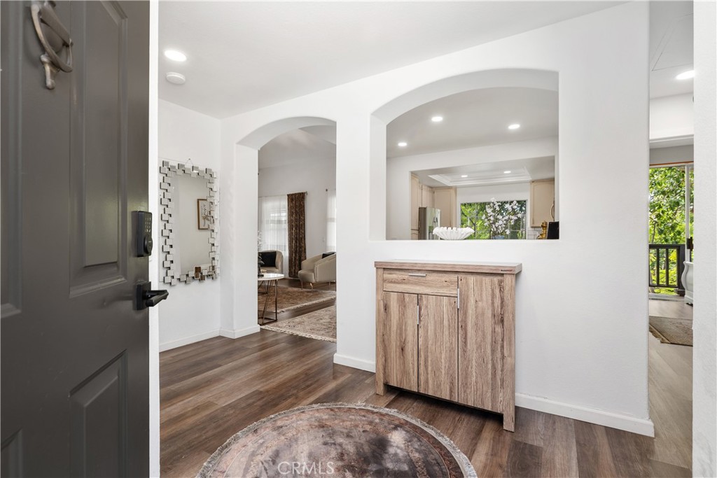 MLS #OC25225242 image #4